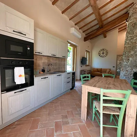 Rustico Con Jacuzzi In Toscana Villa
