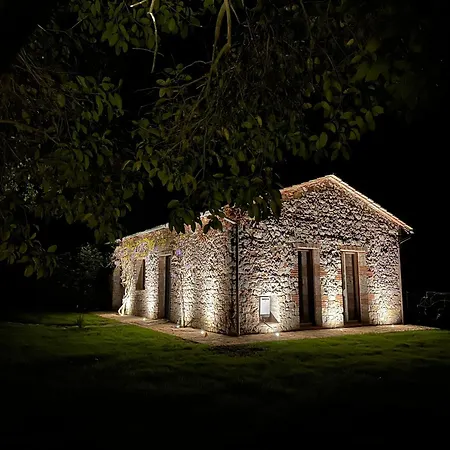 Rustico Con Jacuzzi In Toscana Villa *