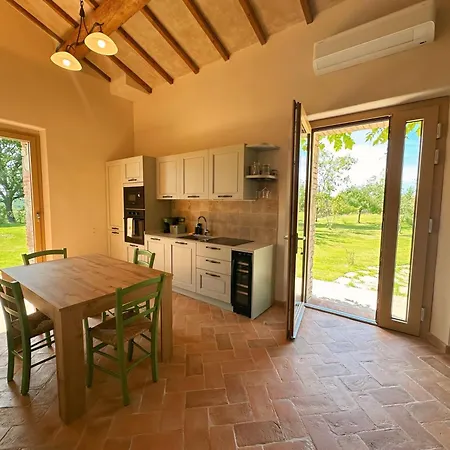 Rustico Con Jacuzzi In Toscana *